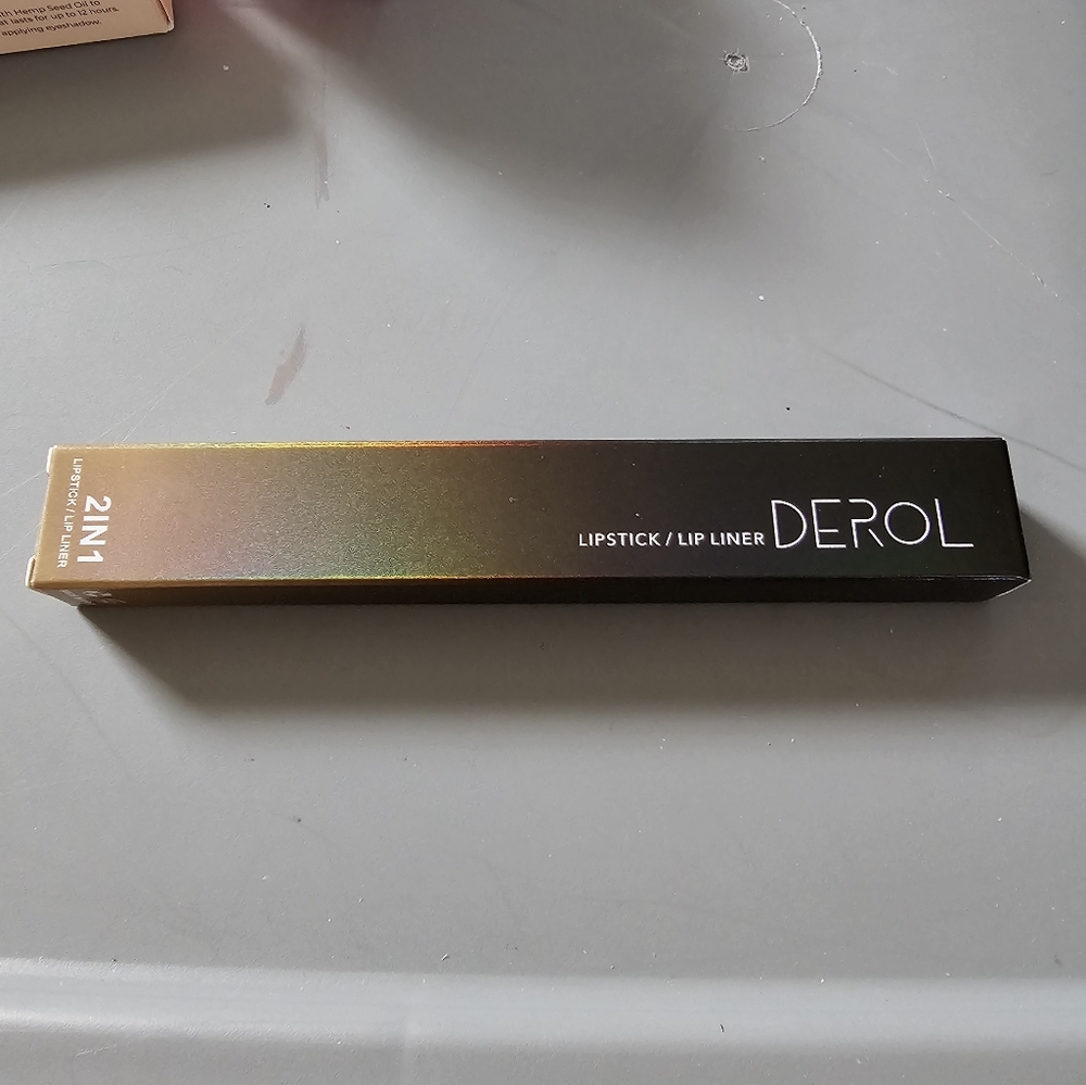 NEW LIPSTICK/LIPLINER - Picture 4 of 4